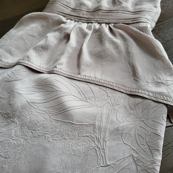 RW&CO. Champagne Peplum Sheath Dress Removable Strap Womens Size 00 *BNWT* - Picture 3 of 4